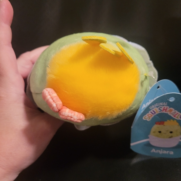 New Squishmallow Anjara the Breakfast Burrito 5" - Picture 5 of 8
